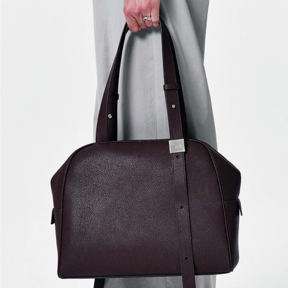 SOLD AHNI W CONCEPT Midnight Boston bag Bordo
350 SOLD OUT